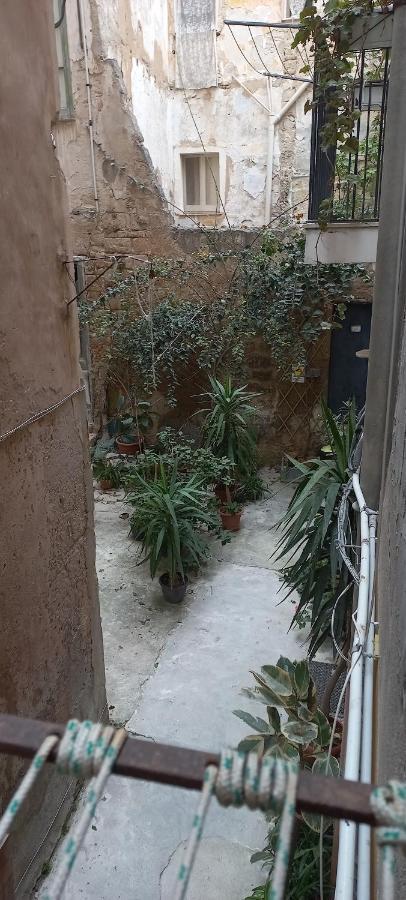 Da Laura Appartement Trapani Buitenkant foto
